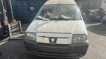 Foto pieza de coche